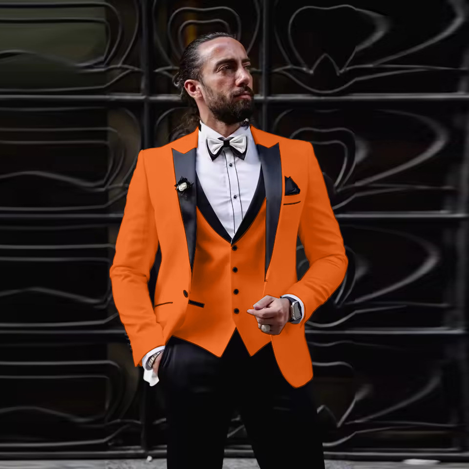 Men Formal Wear For Dinner - ชุดทักซิโด้ผู้ชายทรงสลิมฟิต 3 ชิ้น แจ็คเก็ตปกแหลมติดกระดุมเดี่ยว พร้อมเสื้อกั๊กและกางเกง -