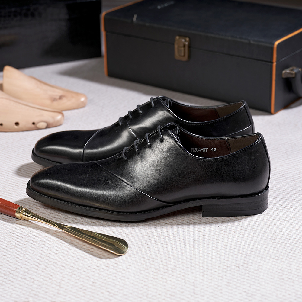 แฟชั่นขนาดใหญ่ Low Cut Casual  - Large Men Formal Wear บทวิจารณ์และราคา